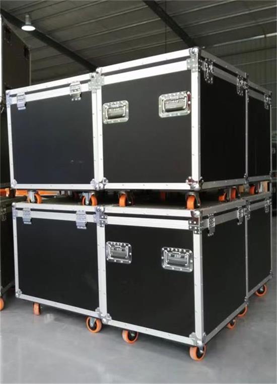 �еC(j��)����w����