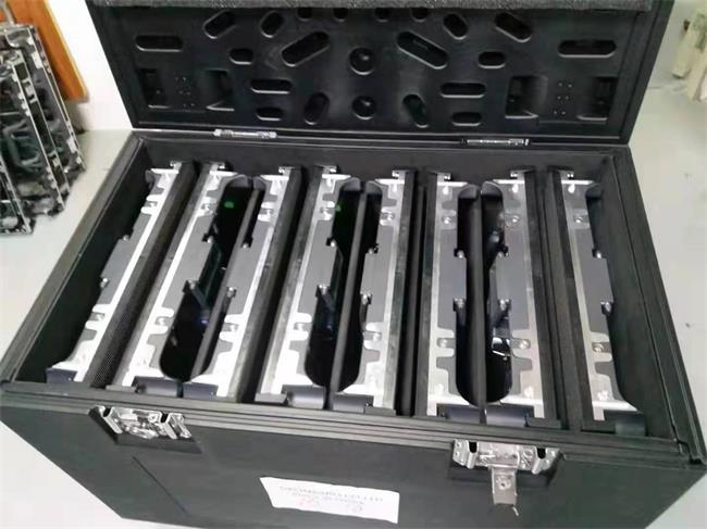 �еC(j��)����